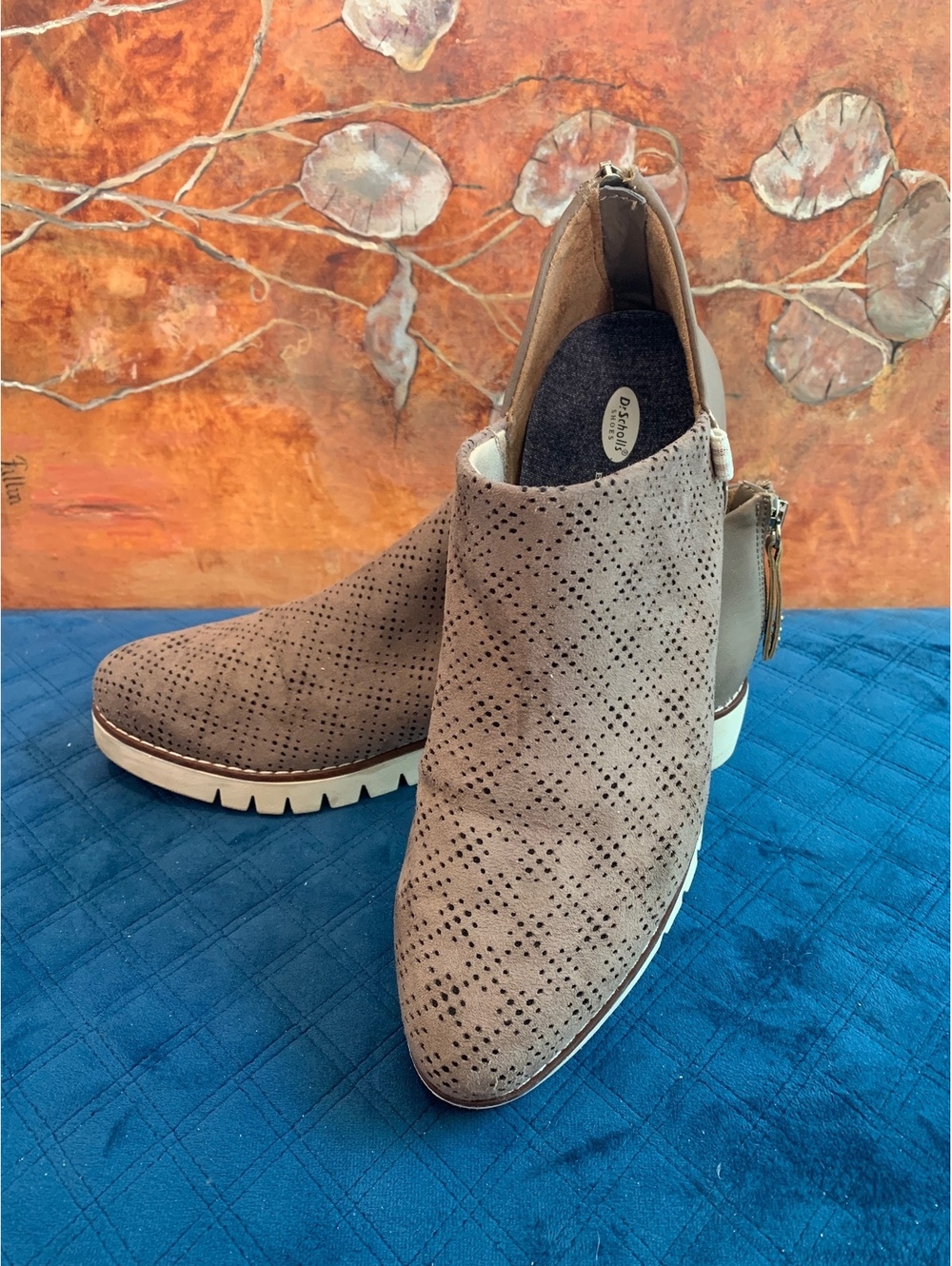 Dr. Scholl's Be Free Perforated Taupe Ankle Booties Size 7.5M